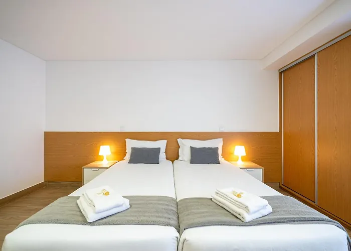 3 Sao Joao da Madeira